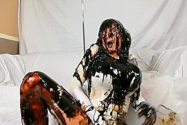 Alisons Messy Fun - free porn video