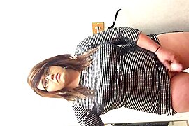 Bbw chubby shemale masturbates and cums in dressing room - free porn video
