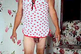 Mature crossdresser wanking - free porn video